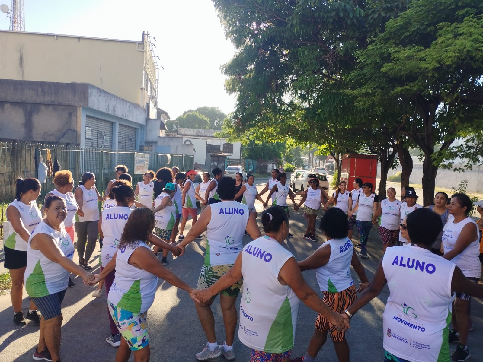 Emoção e Celebração: Aula Temática do São Gonçalo em Movimento Homenageia o Dia das Mães