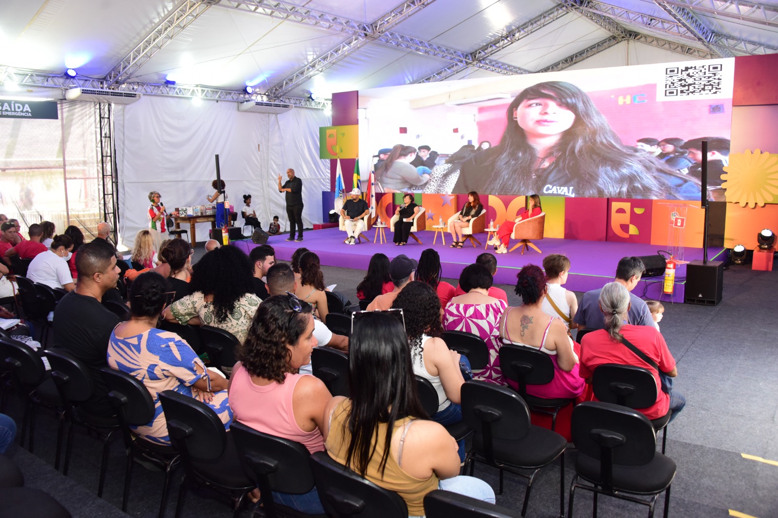 Tenda do Papo Flim recebe debate do Colóquio Internacional de Educação Filosófica