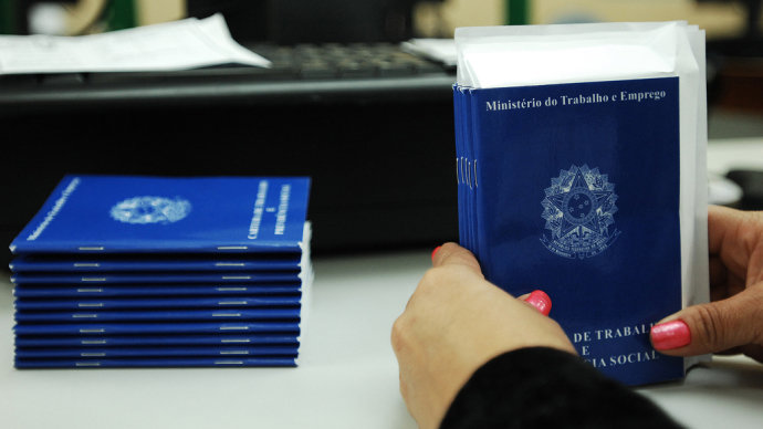Secretaria de Trabalho e Emprego disponibiliza 289 vagas de empregos e estágios para moradores de Maricá
