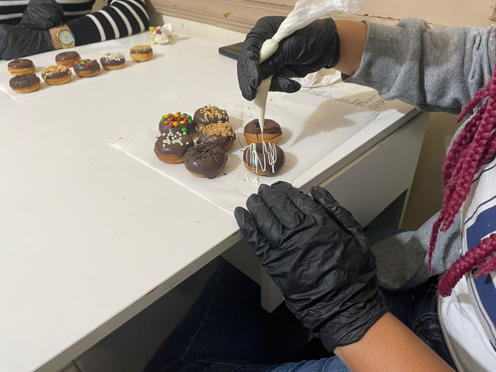 Maricá entrega certificados para os participantes da ‘Oficina Laborativa de Mini Donuts’