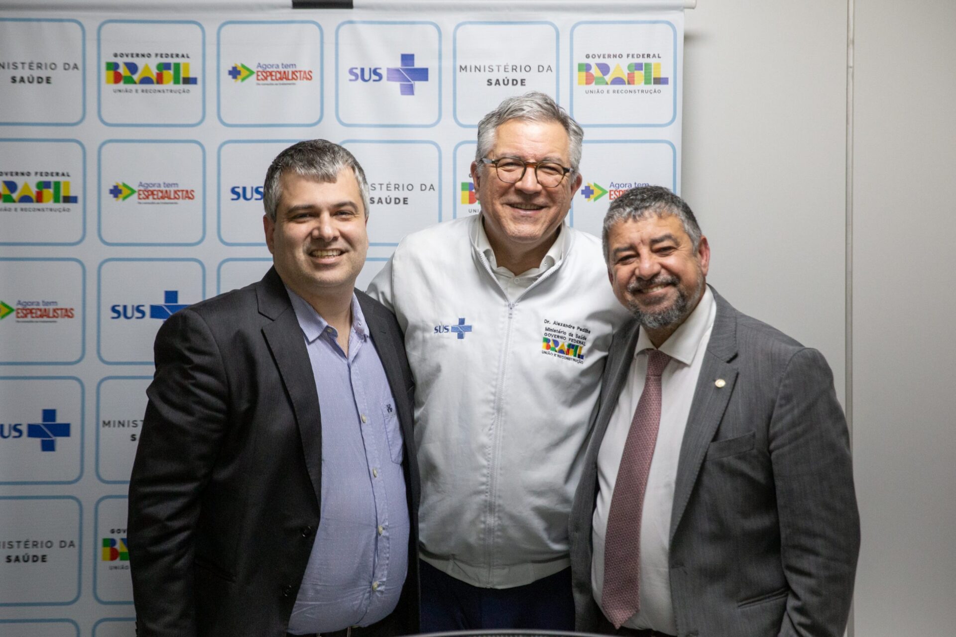 Quaquá articula em Brasília investimentos para o Porto de Maricá, ampliação do programa Mais Médicos e fortalecimento do turismo