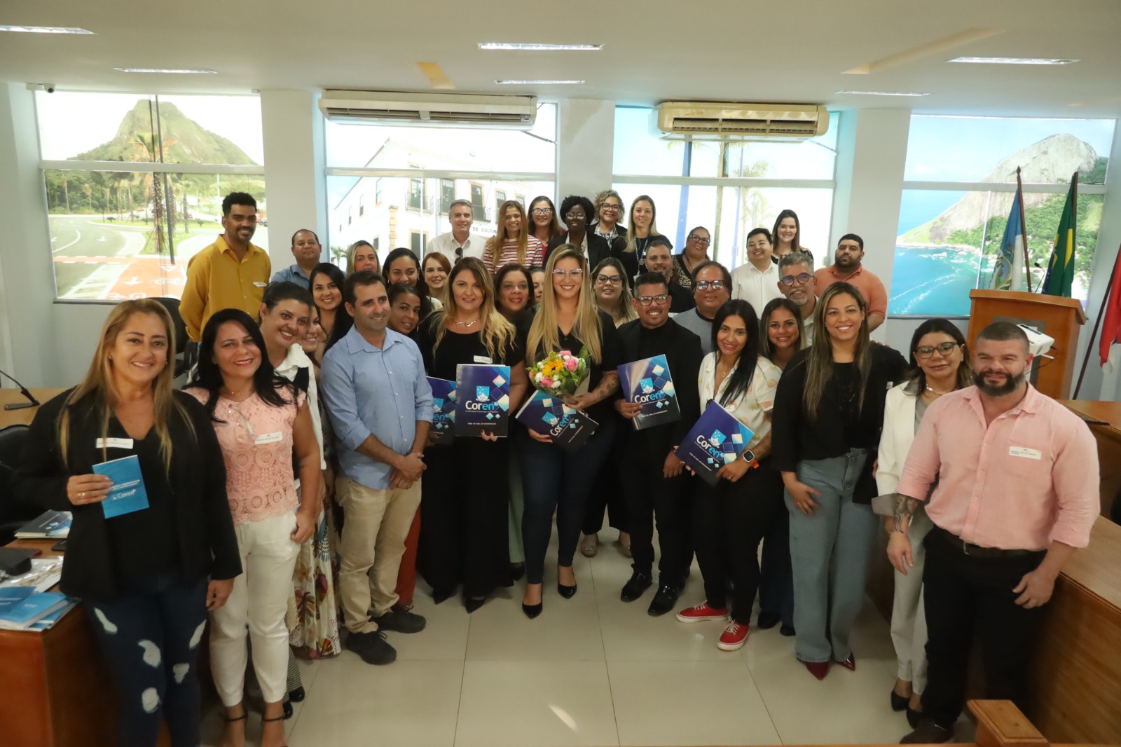 Comissão de Ética de Enfermagem Institucional das unidades de Urgência e Emergência toma posse em Maricá