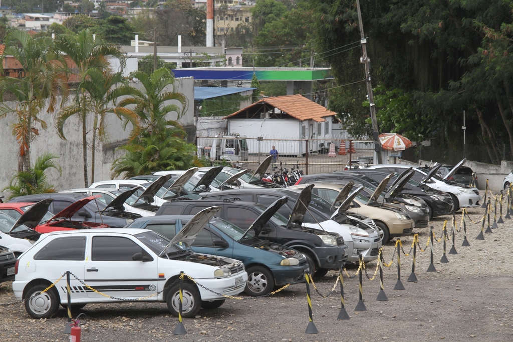 São Gonçalo realiza mais um leilão de veículos