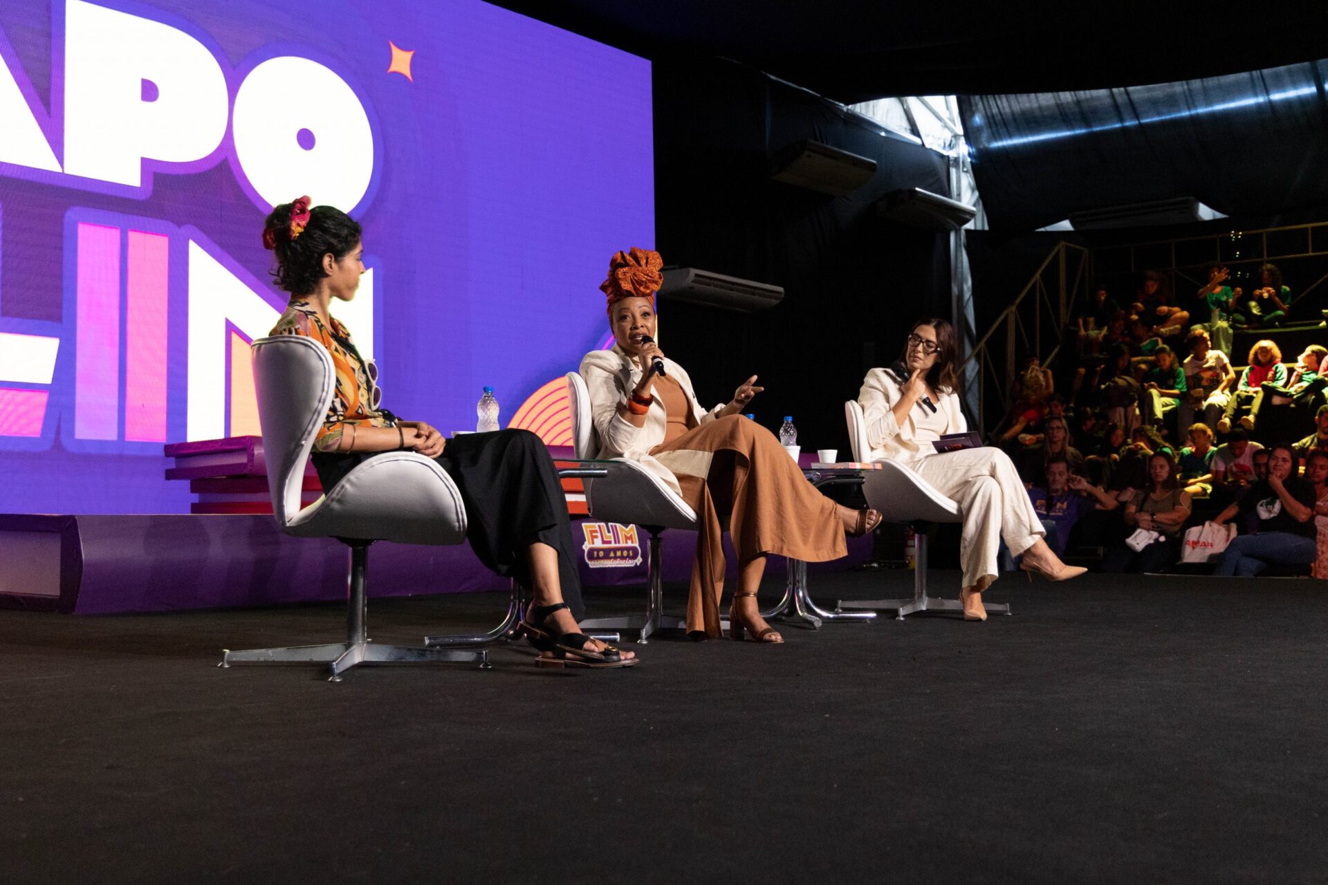 Sétimo dia da FLIM 2025 celebra cultura indígena, culinária consciente e futebol como identidade