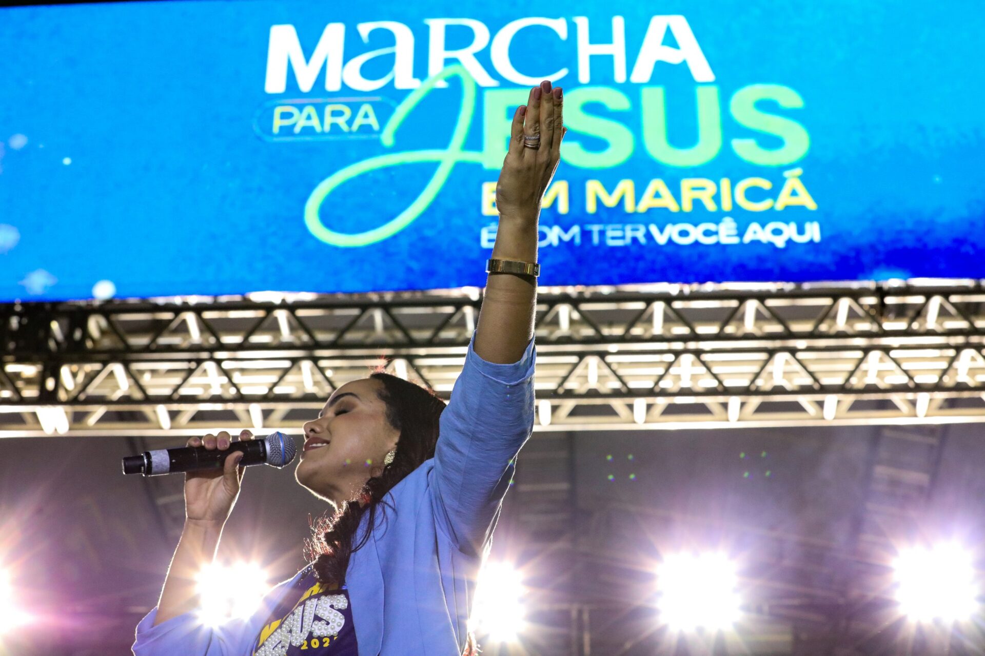Marcha para Jesus em Maricá arrasta multidão em nome da fé cristã