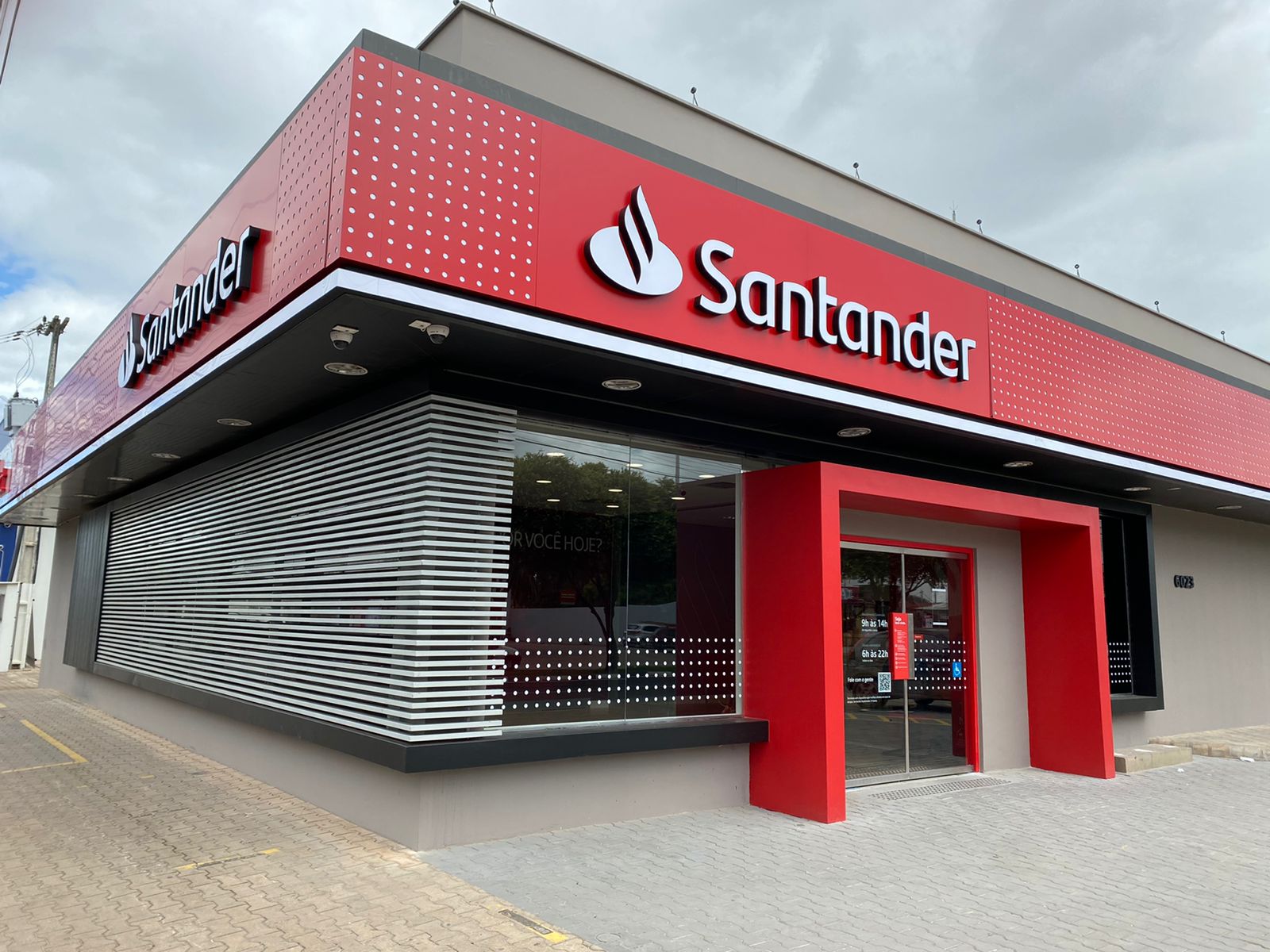 Banco Santander abre inscrições para Programa de Estágio com mais de 200 vagas em todo o Brasil