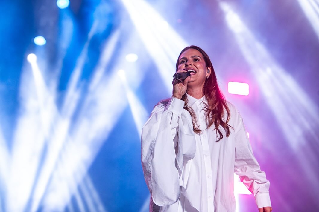 Maricá inicia 2026 com shows de Aline Barros e Maria Pita