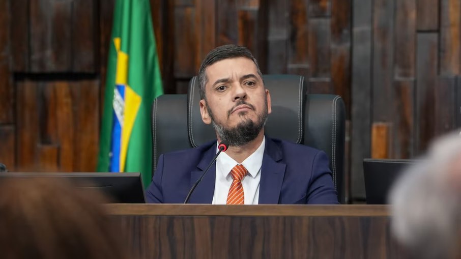 STF libera Rodrigo Bacellar após decisão da Alerj: deputado usará tornozeleira e segue afastado da presidência