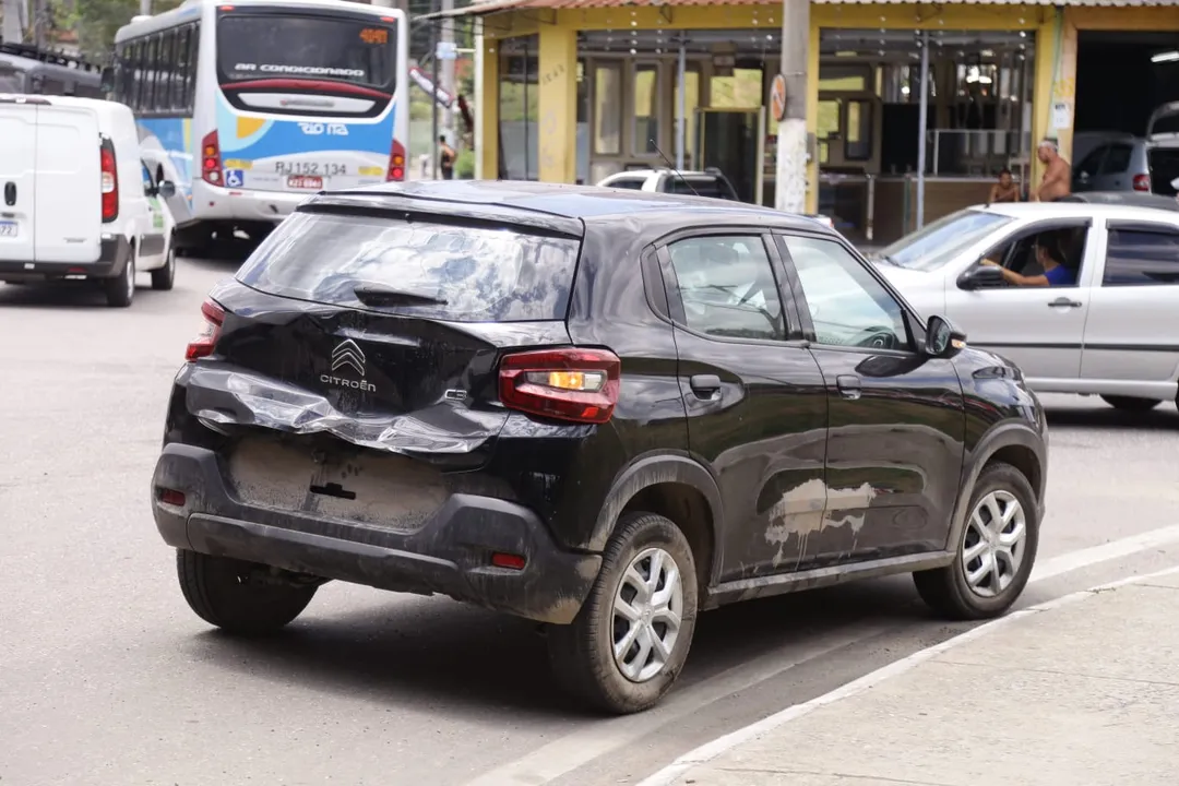 Megaoperação no Complexo do Salgueiro recupera veículos roubados