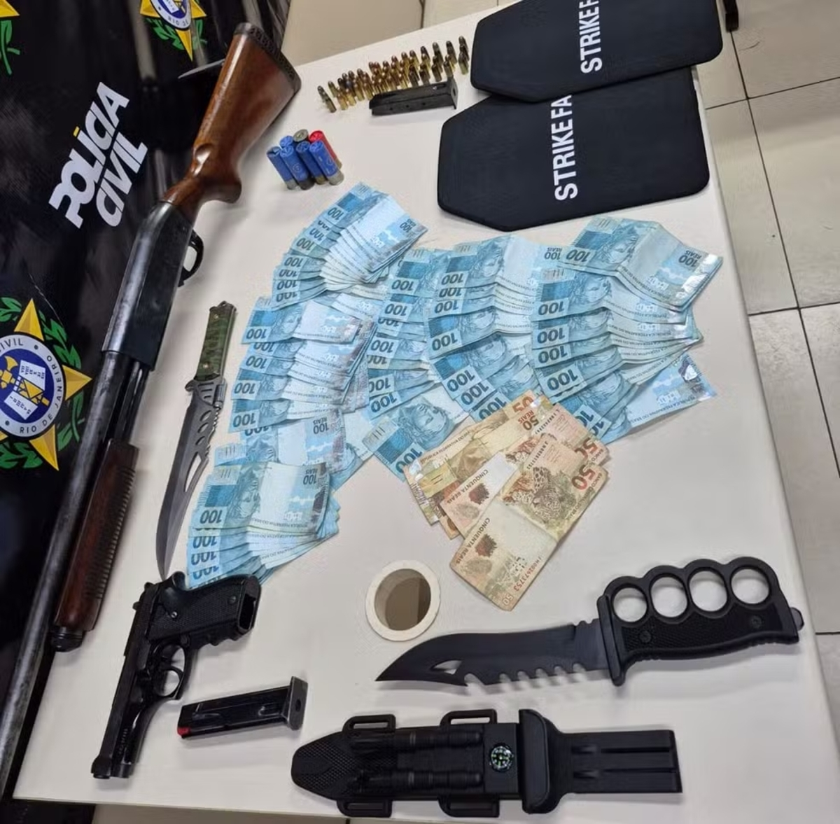 PM é preso em batalhão por roubo, estupro e extorsão em Maricá