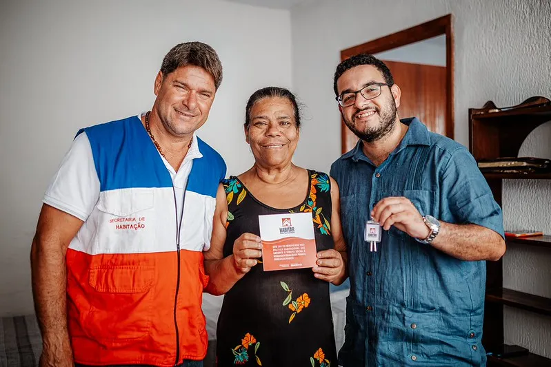 Maricá entrega 21 casas do Programa Melhoria Habitacional