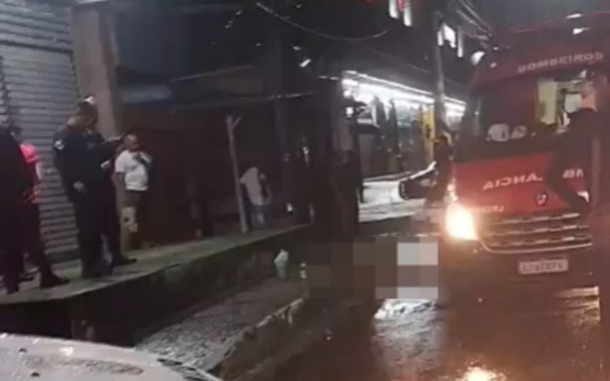 Homem morre após tiroteio em São Gonçalo durante tentativa de assalto