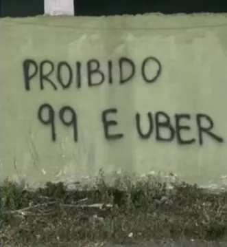 Motoristas e entregadores de app denunciam ameaças e restrições em comunidades da Zona Oeste do Rio