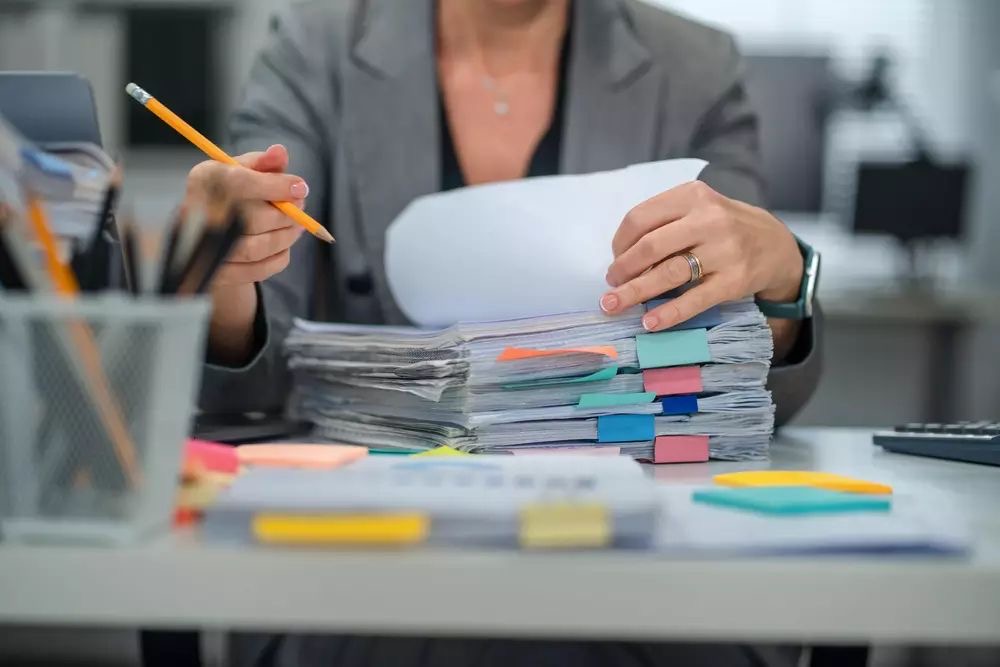 Nova regra obriga empresas a incluir saúde mental na rotina de trabalho; veja o que muda