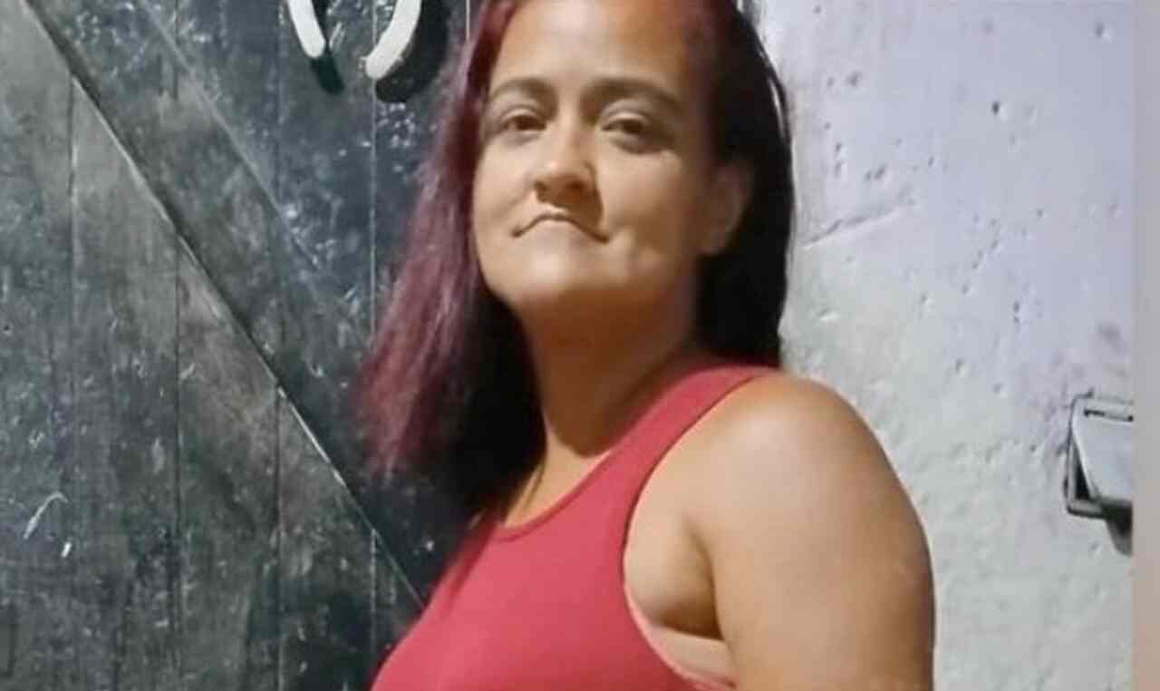 Ambulante é morta a tiros após discussão por música em caixa de som em Belford Roxo