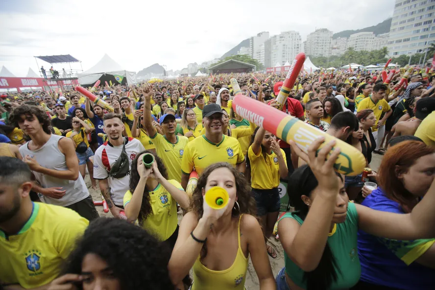 Vai ter folga! Estado decreta ponto facultativo para jogo do Brasil na segunda-feira