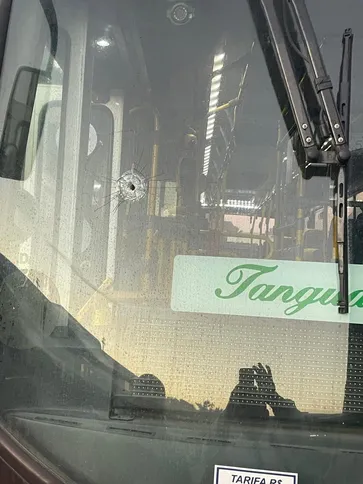 Tiroteio intenso no Complexo do Salgueiro assusta moradores em São Gonçalo