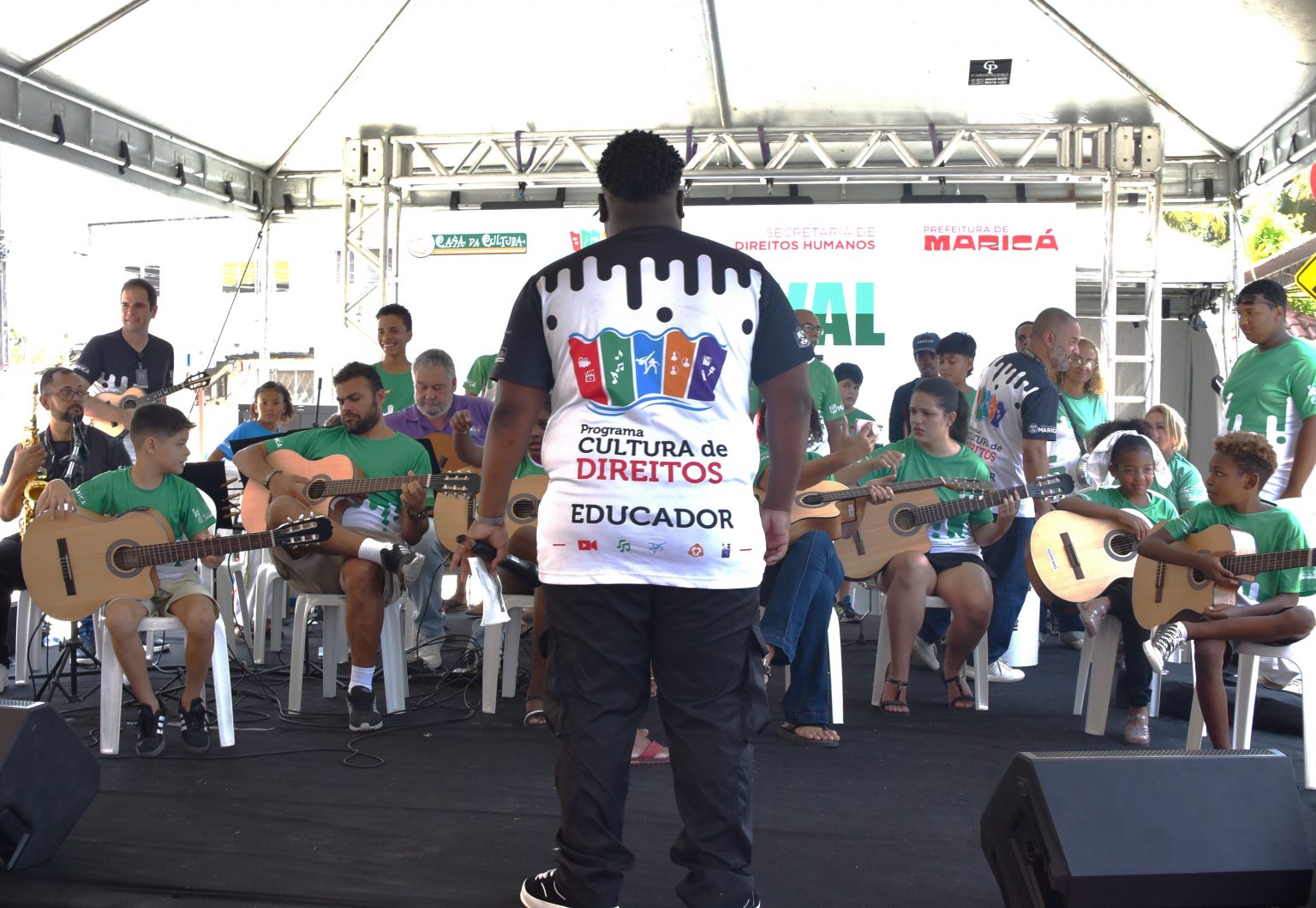 Maricá abre inscrições para oficinas gratuitas de música, audiovisual, capoeira e grafite
