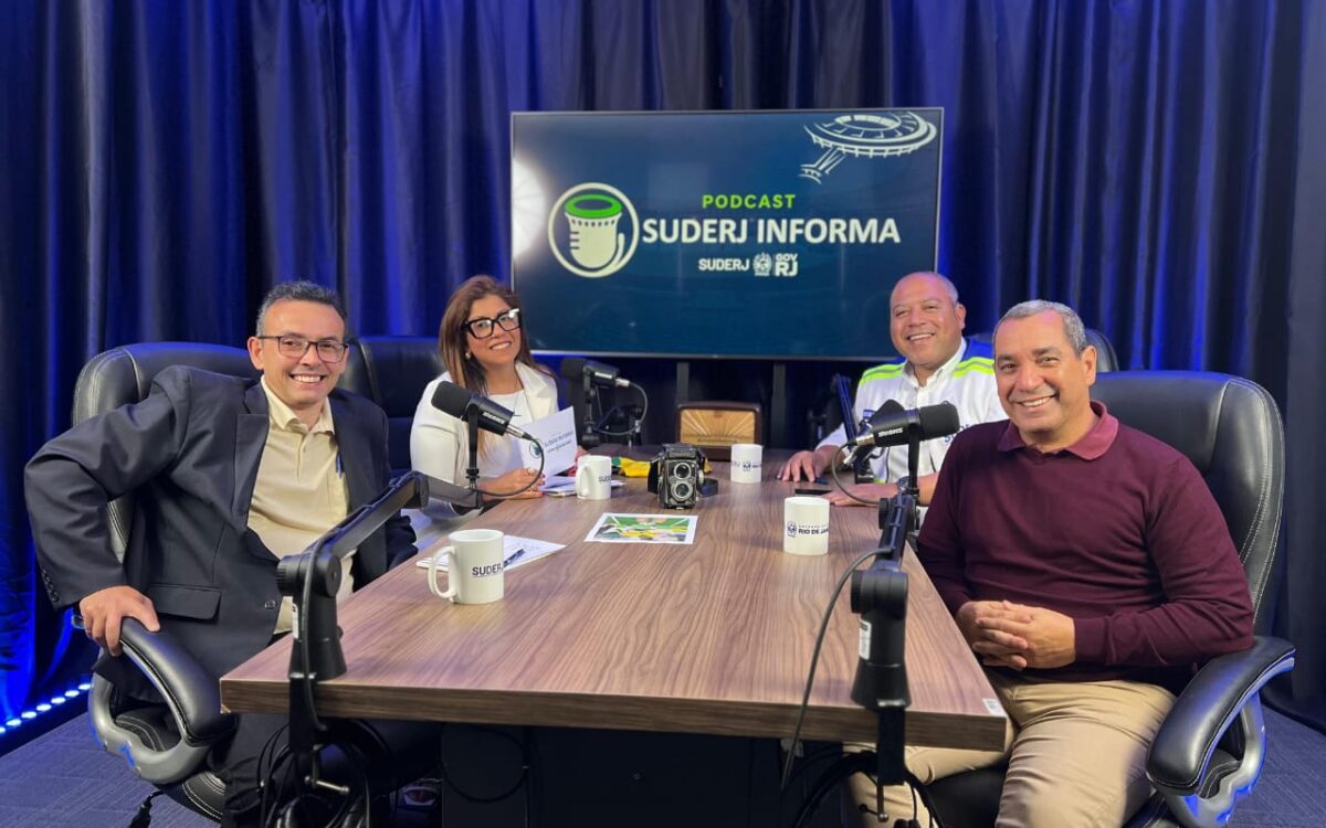 Tetracampeão Zinho visita o Museu da Suderj e relembra momentos da carreira no podcast Suderj.Informa