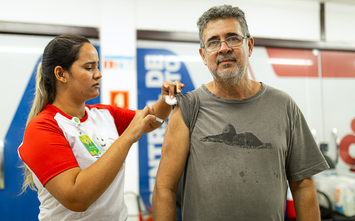 Vacinação contra a Influenza (gripe) é liberada para toda a população a partir desta terça-feira (13)