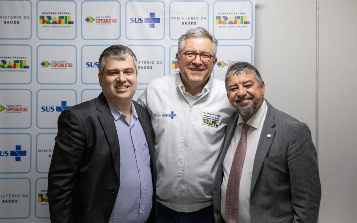 Quaquá articula em Brasília investimentos para o Porto de Maricá, ampliação do programa Mais Médicos e fortalecimento do turismo