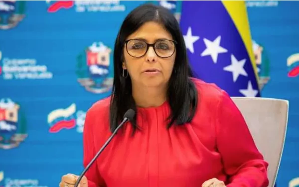 Delcy Rodríguez toma posse como presidente interina da Venezuela