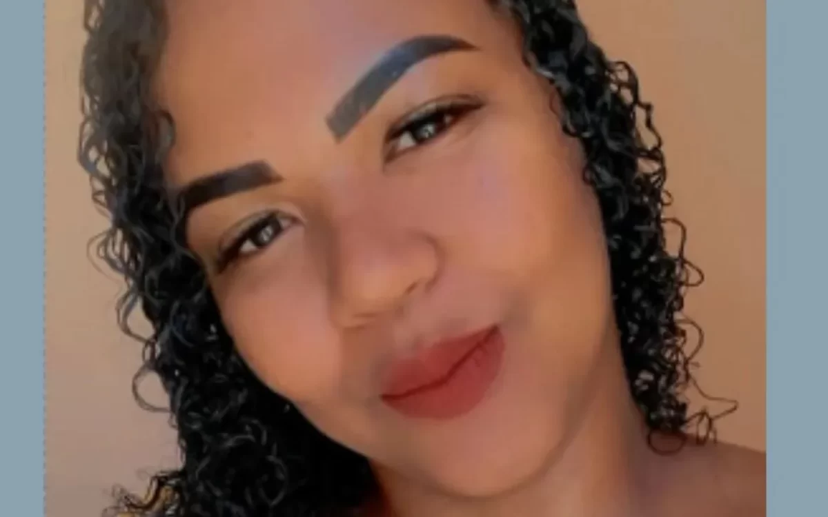 Suspeito de matar a namorada se entrega à polícia em Maricá