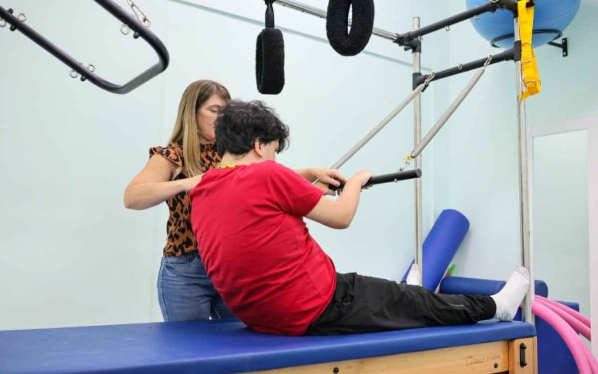 Atendimento gratuito para autismo em Maricá: saiba como se inscrever e acessar a rede especializada