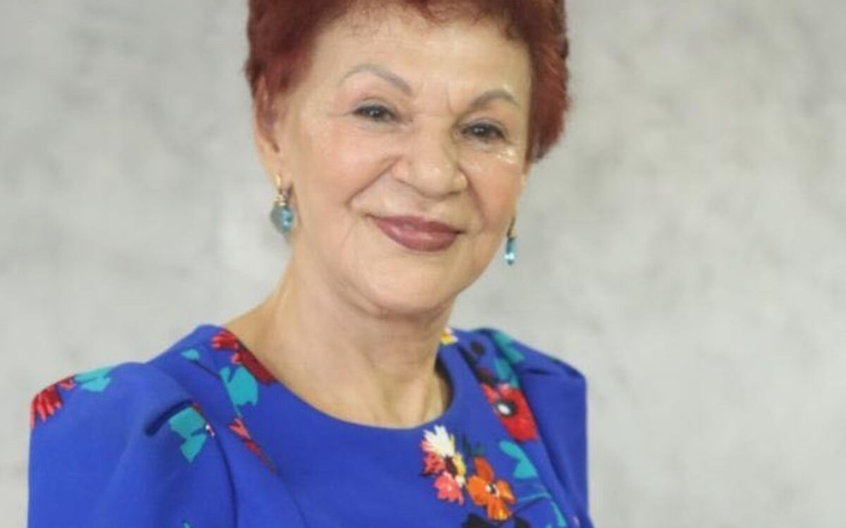 Ex-prefeita de São Gonçalo tem carro roubado durante visita a igreja no Barro Vermelho