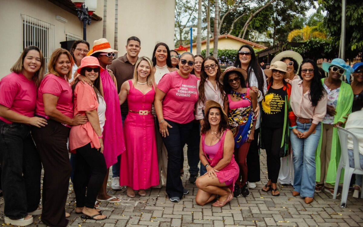 “Café Delas” promove empoderamento feminino e autocuidado em Maricá durante Outubro Rosa