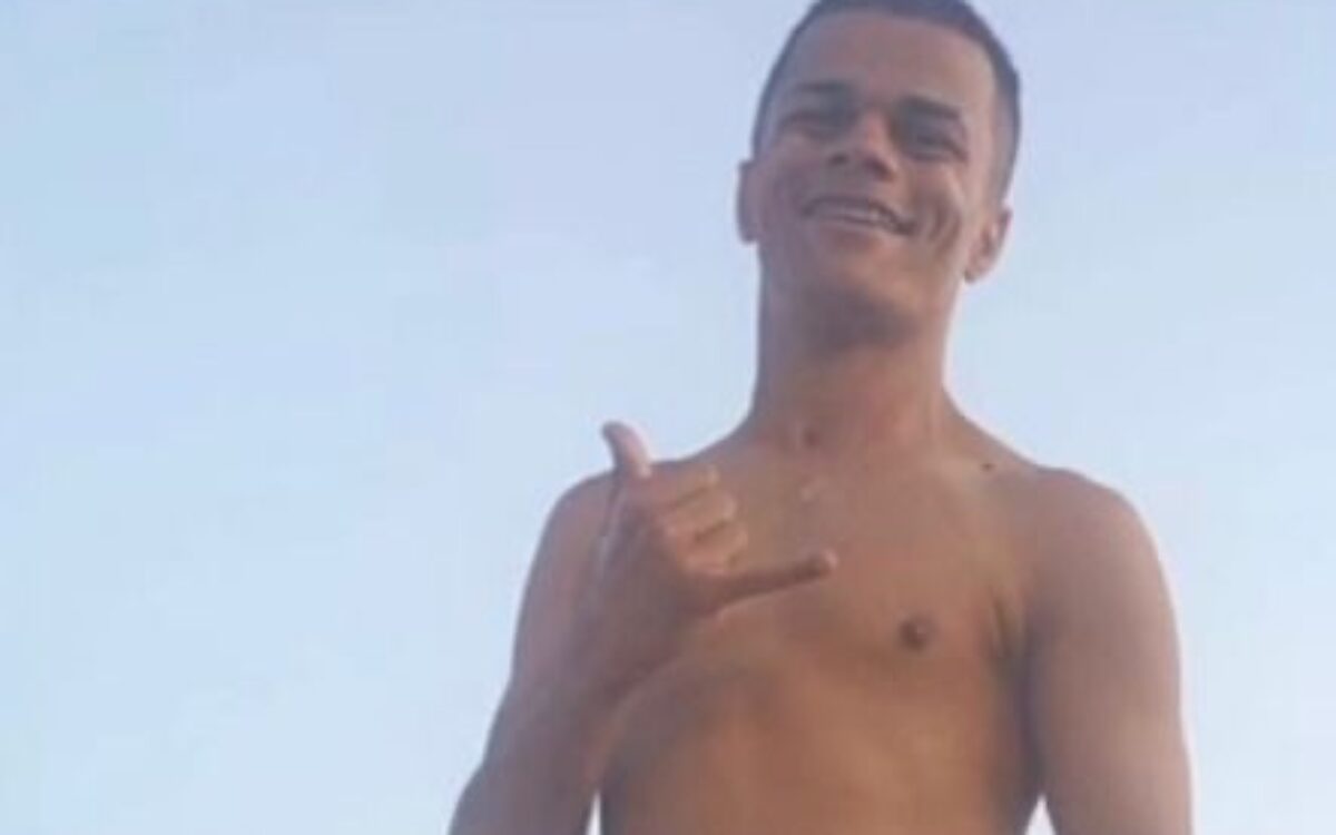 Turista mineiro desaparece no mar em Cabo Frio e buscas seguem intensas