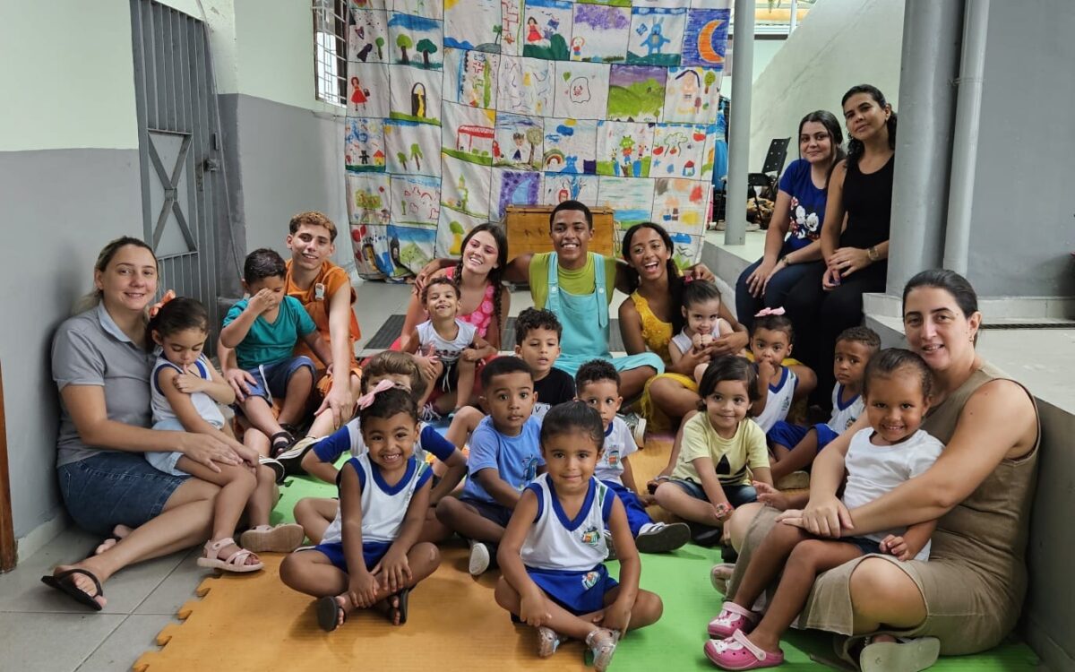 Lona na Lua promove atividade cultural para alunos em creche de Cachoeiras de Macacu